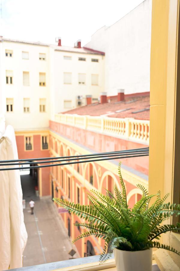 Hostal Guestped Madrid Esterno foto